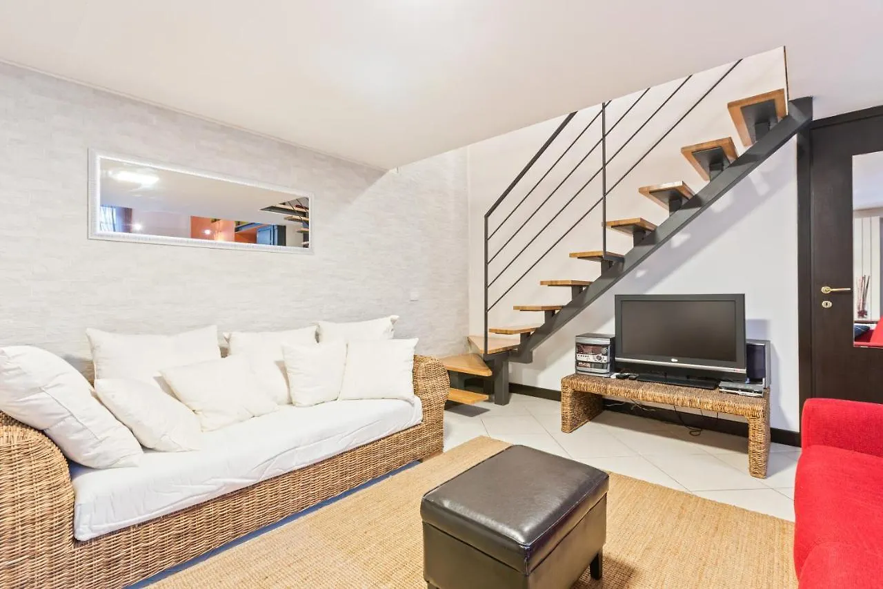 Apartment Stylish Loft Porta Romana Milan